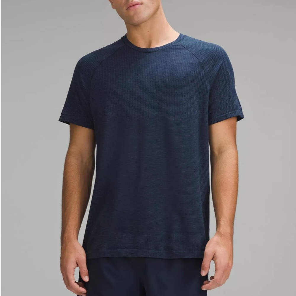 Lululemon Metal Vent Short Sleeve Tee In True Navy‎ Size M